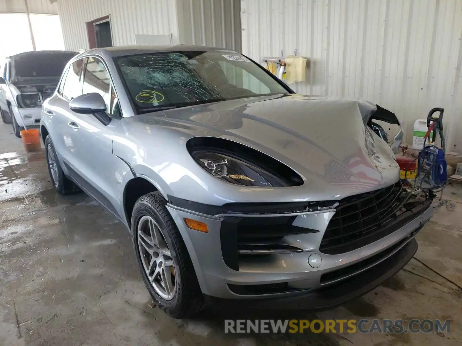 1 Photograph of a damaged car WP1AA2A53LLB10954 PORSCHE MACAN 2020