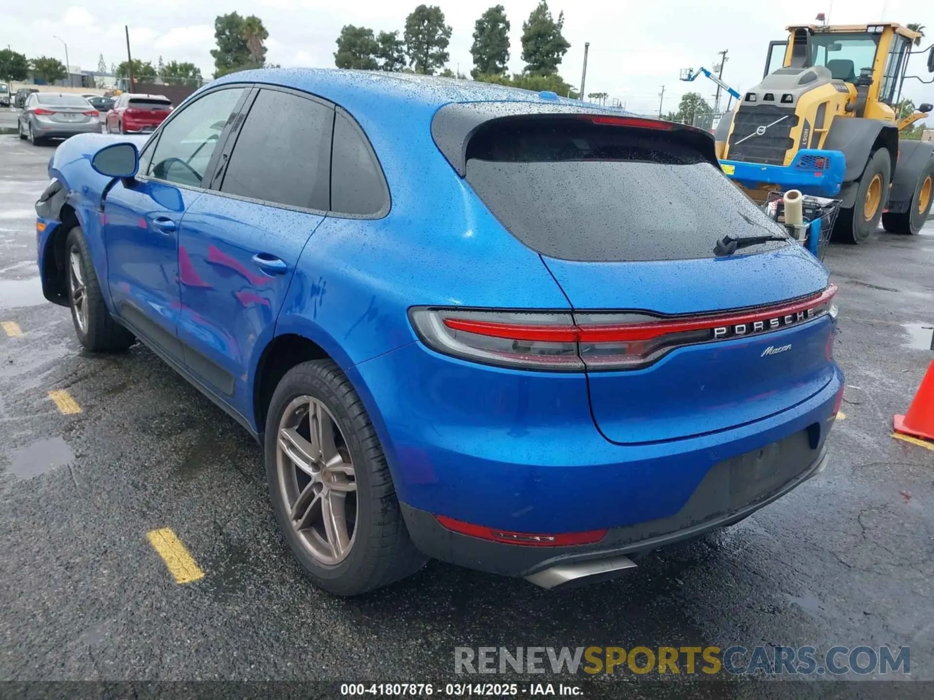 3 Photograph of a damaged car WP1AA2A53LLB11778 PORSCHE MACAN 2020