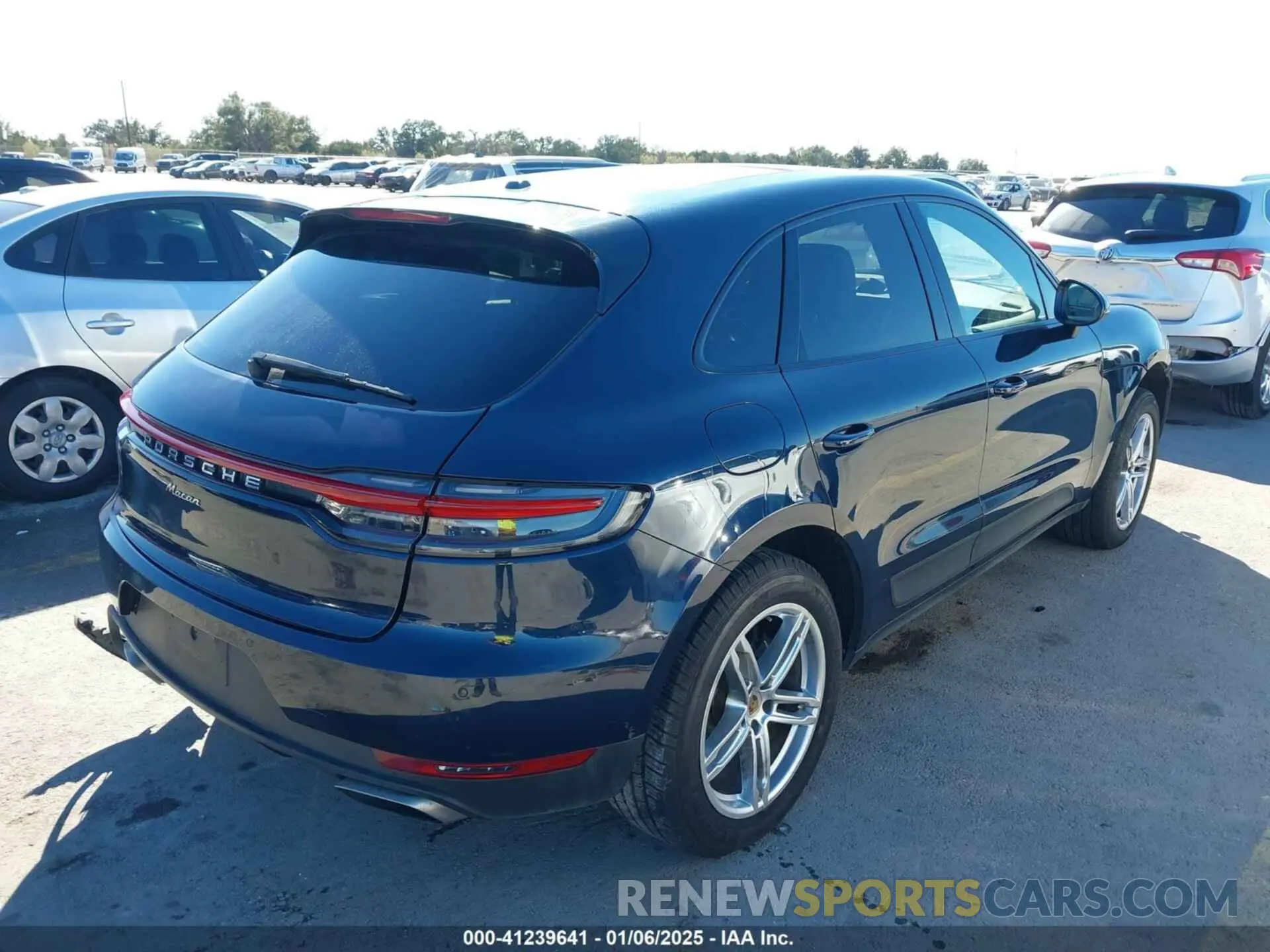 4 Photograph of a damaged car WP1AA2A54LLB05715 PORSCHE MACAN 2020