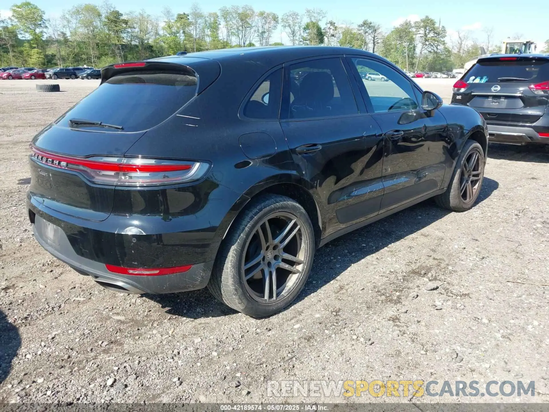 4 Photograph of a damaged car WP1AA2A54LLB12809 PORSCHE MACAN 2020
