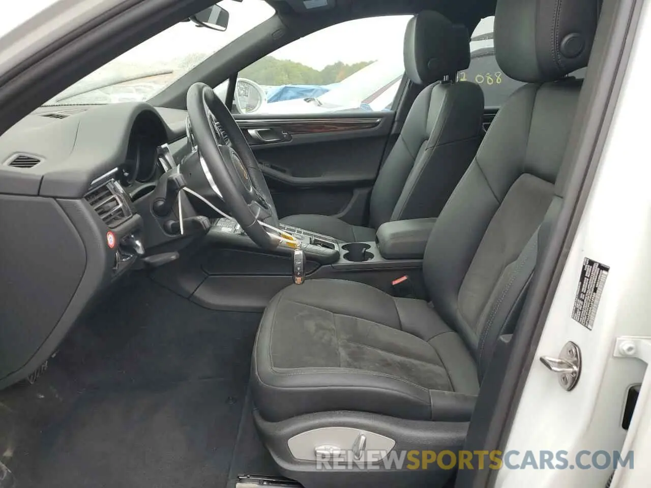 7 Photograph of a damaged car WP1AA2A54LLB12938 PORSCHE MACAN 2020