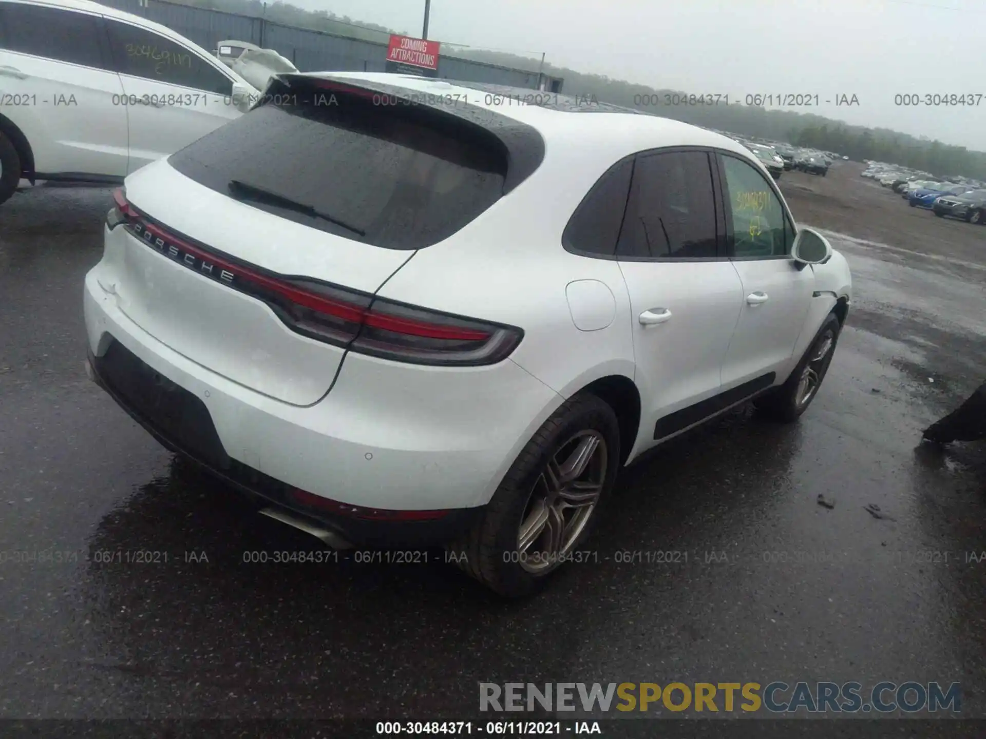 4 Photograph of a damaged car WP1AA2A55LLB01172 PORSCHE MACAN 2020