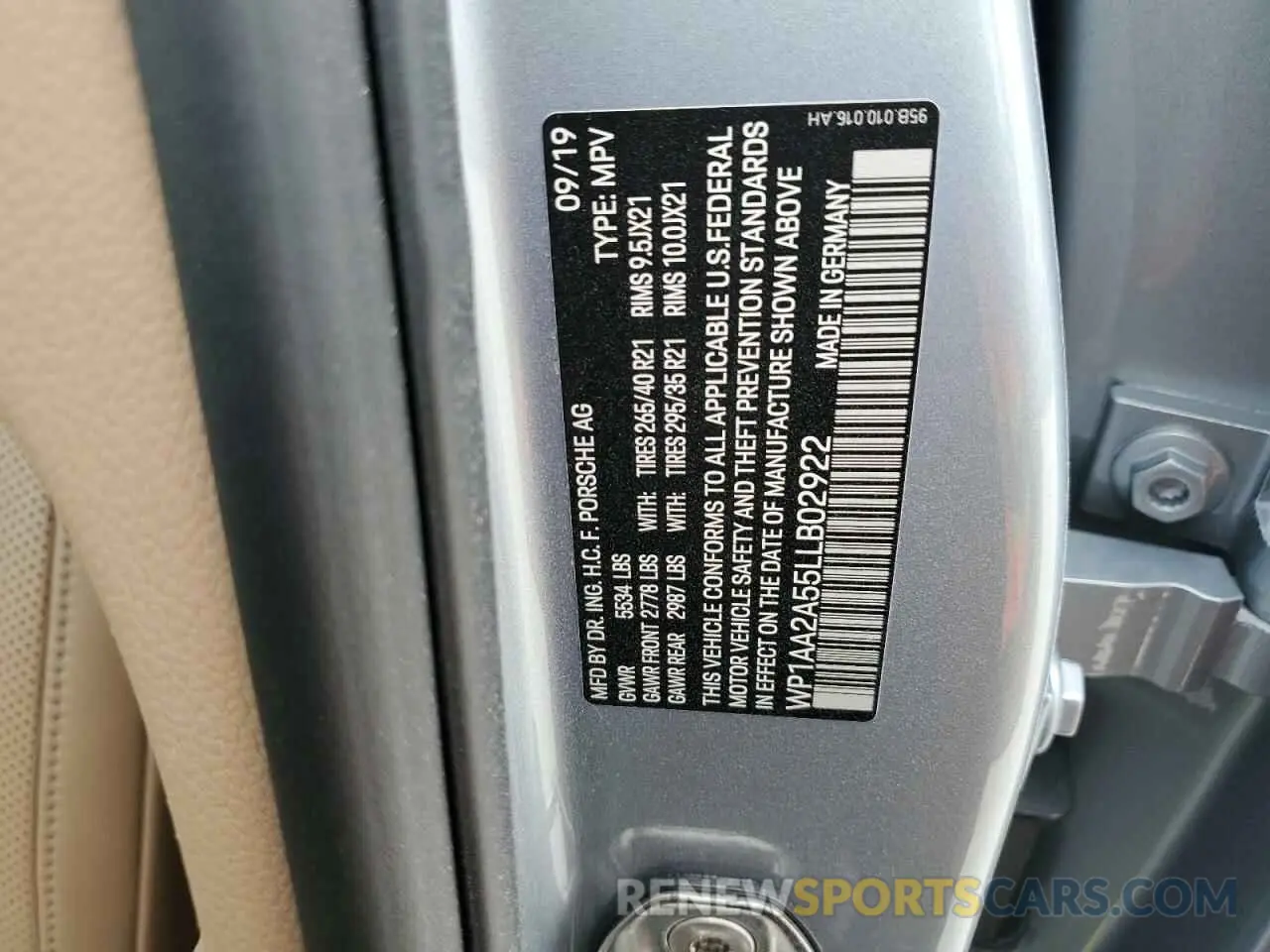 13 Photograph of a damaged car WP1AA2A55LLB02922 PORSCHE MACAN 2020