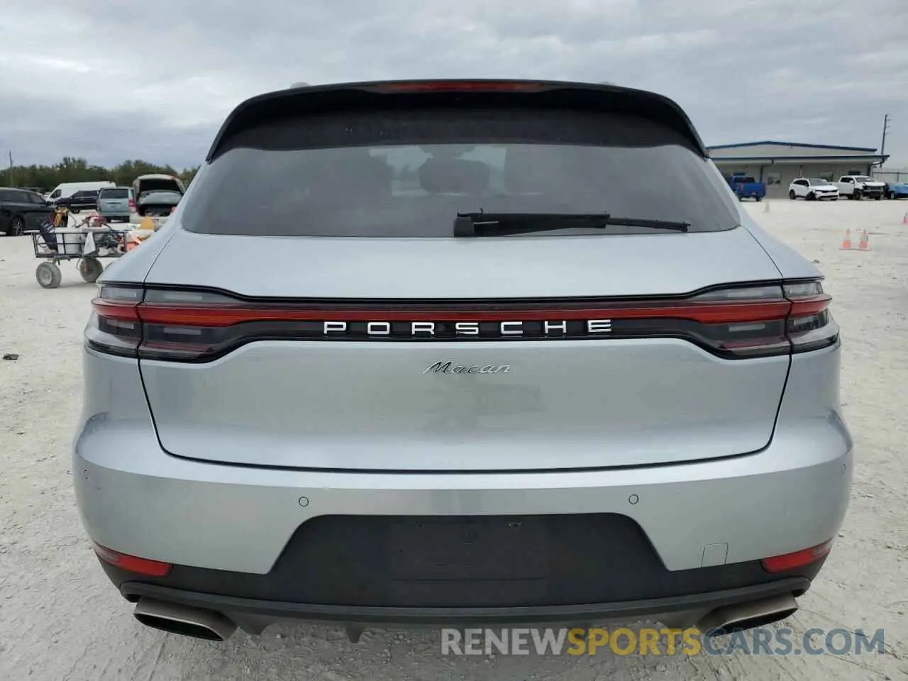 6 Photograph of a damaged car WP1AA2A55LLB02922 PORSCHE MACAN 2020