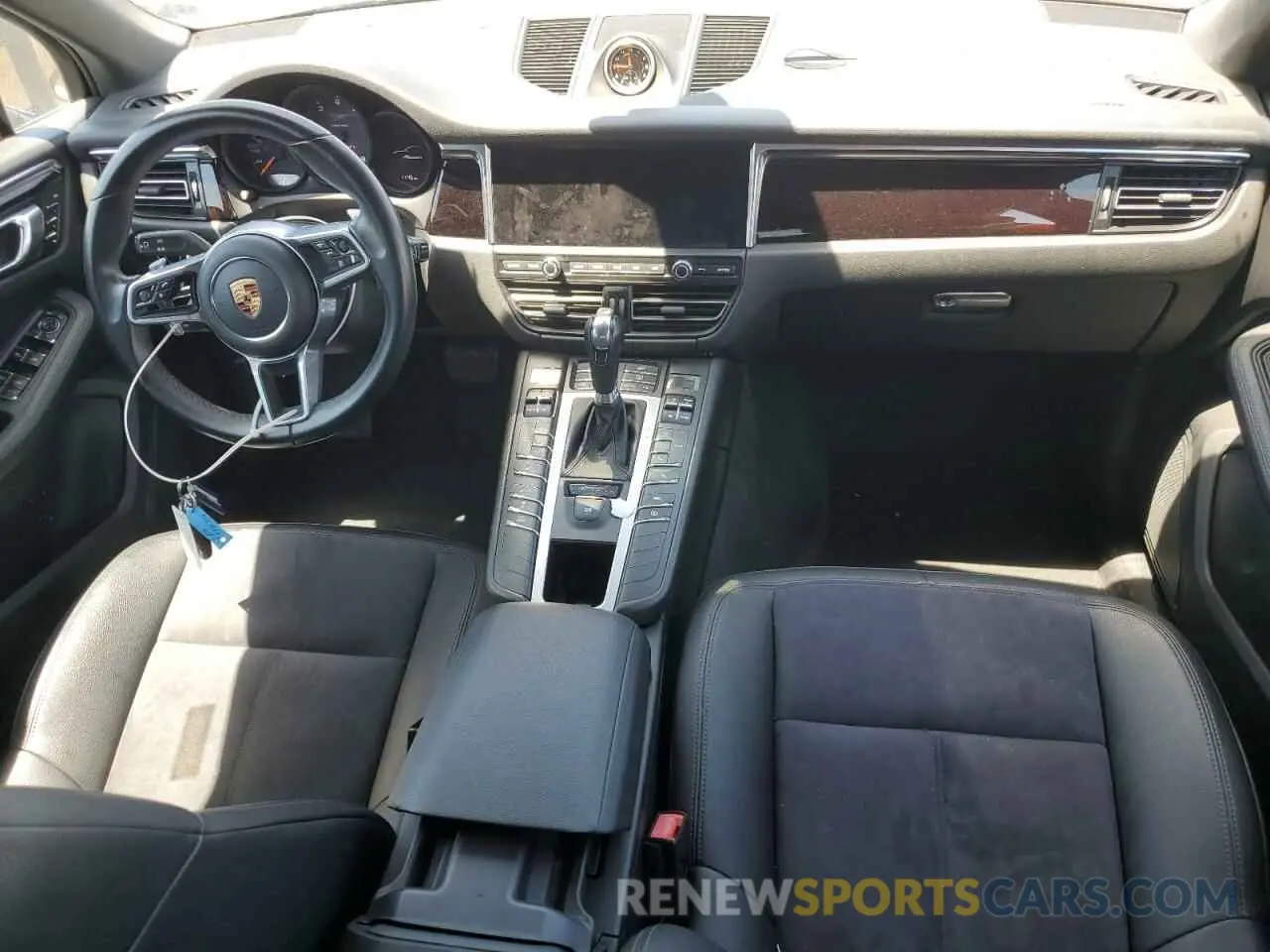 8 Photograph of a damaged car WP1AA2A55LLB08011 PORSCHE MACAN 2020