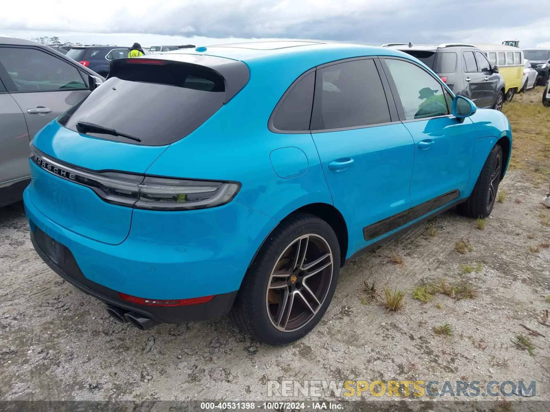 4 Photograph of a damaged car WP1AA2A55LLB10325 PORSCHE MACAN 2020