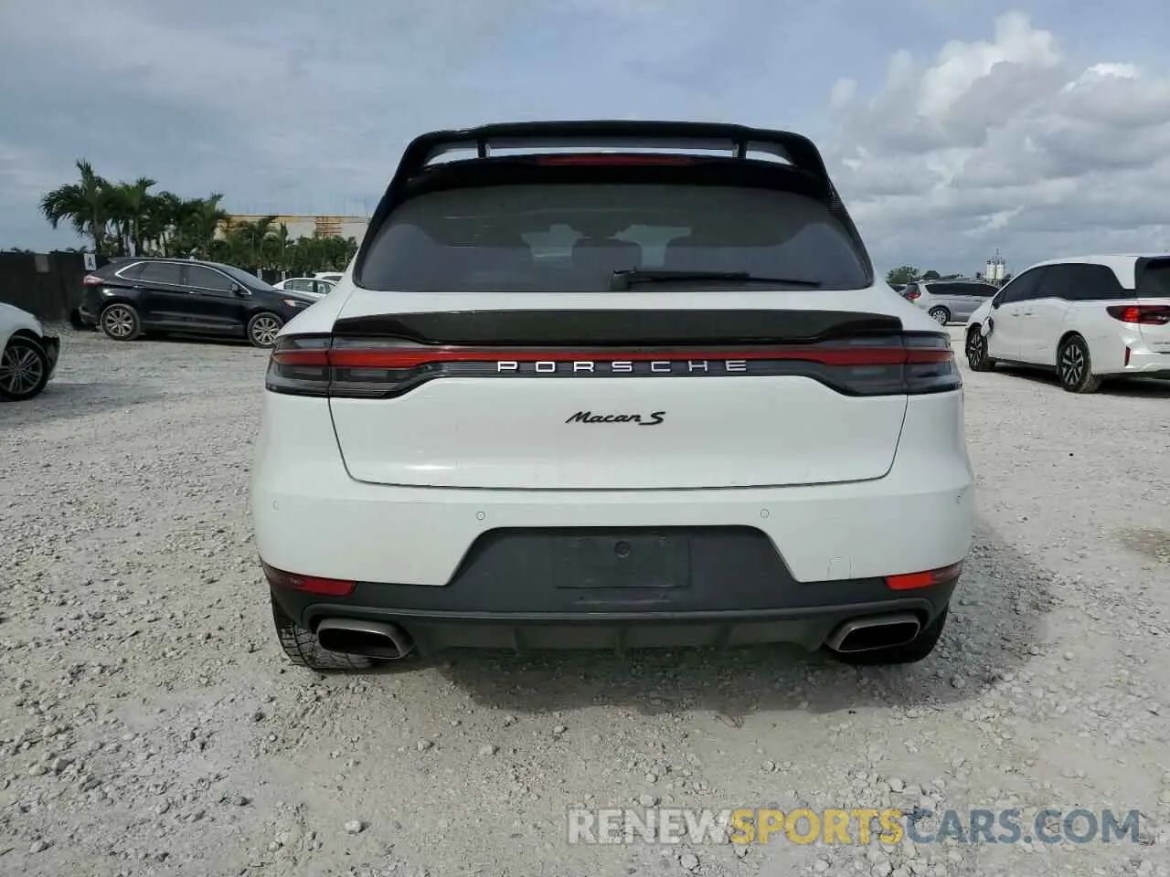 6 Photograph of a damaged car WP1AA2A56LLB04274 PORSCHE MACAN 2020