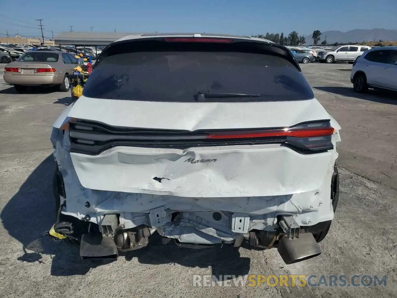 6 Photograph of a damaged car WP1AA2A56LLB10270 PORSCHE MACAN 2020