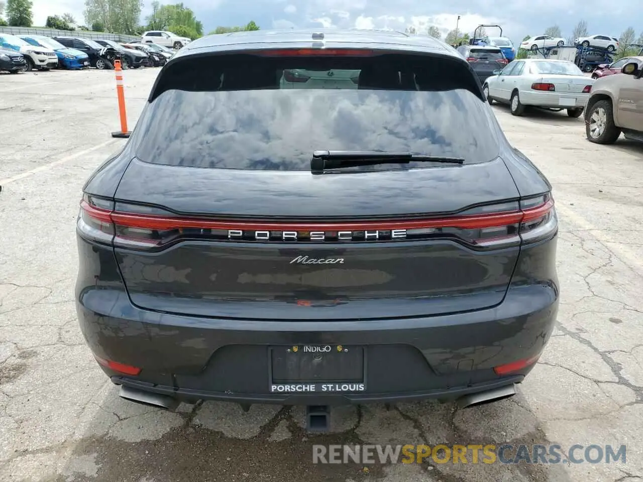 6 Photograph of a damaged car WP1AA2A56LLB11600 PORSCHE MACAN 2020