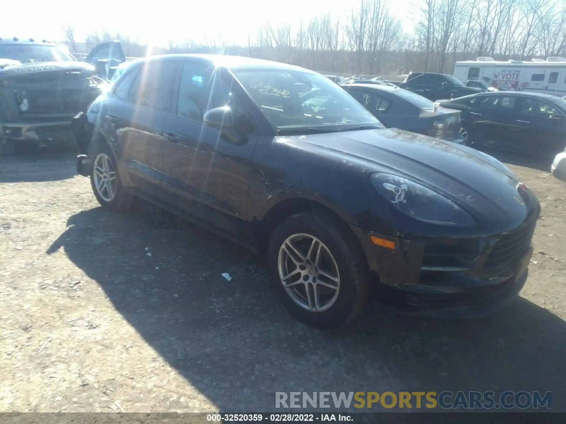 1 Photograph of a damaged car WP1AA2A56LLB12200 PORSCHE MACAN 2020