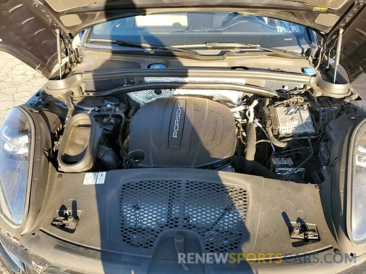 11 Photograph of a damaged car WP1AA2A56LLB13377 PORSCHE MACAN 2020