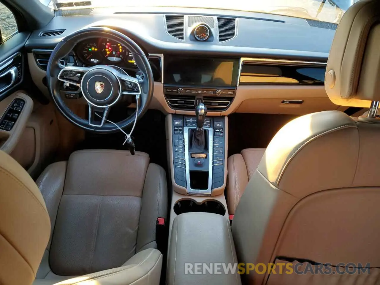 8 Photograph of a damaged car WP1AA2A56LLB13377 PORSCHE MACAN 2020