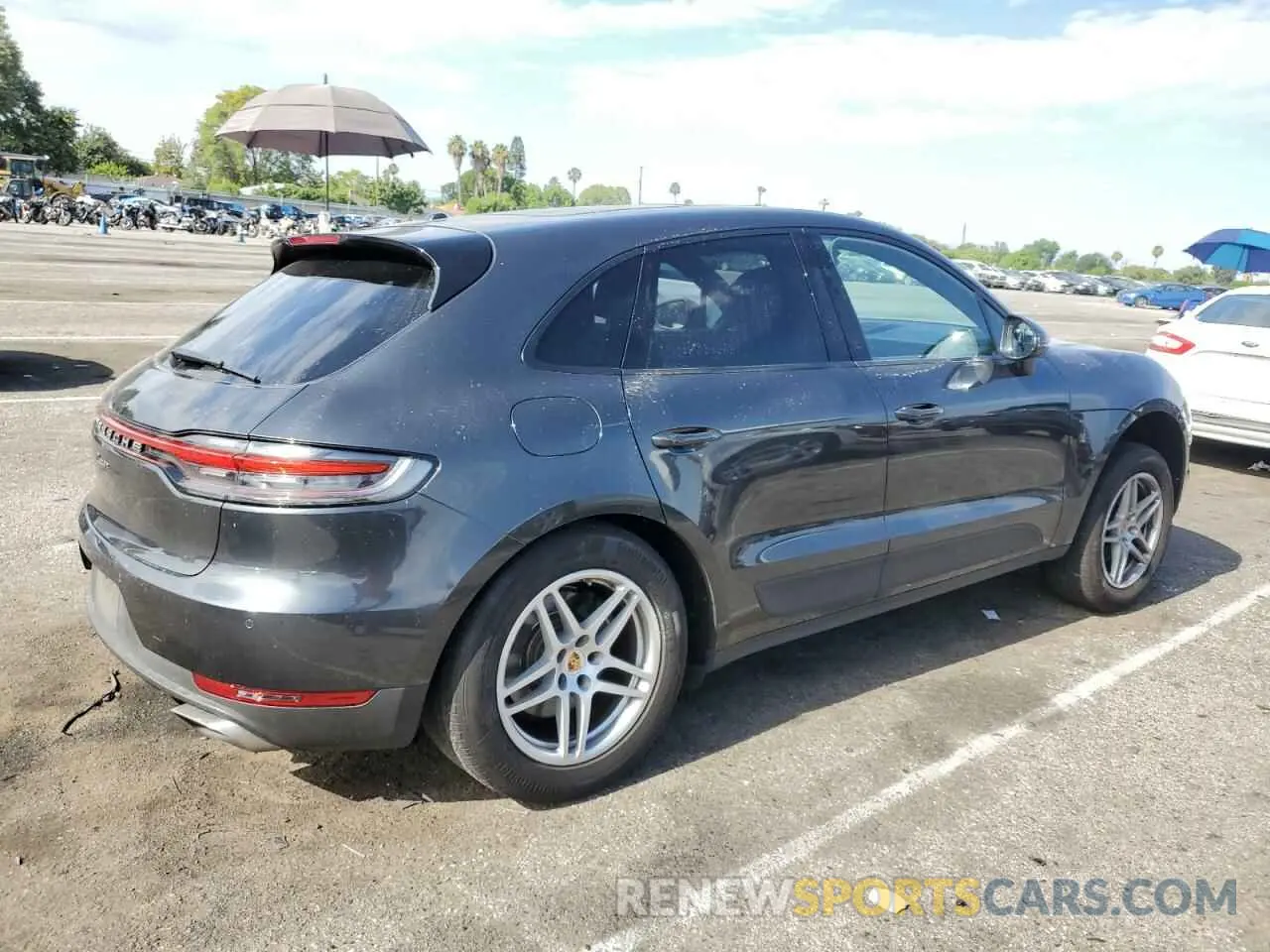 3 Photograph of a damaged car WP1AA2A56LLB14724 PORSCHE MACAN 2020