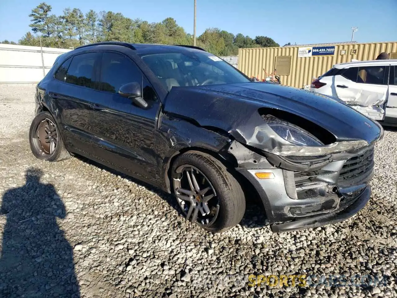 4 Photograph of a damaged car WP1AA2A57LLB07104 PORSCHE MACAN 2020