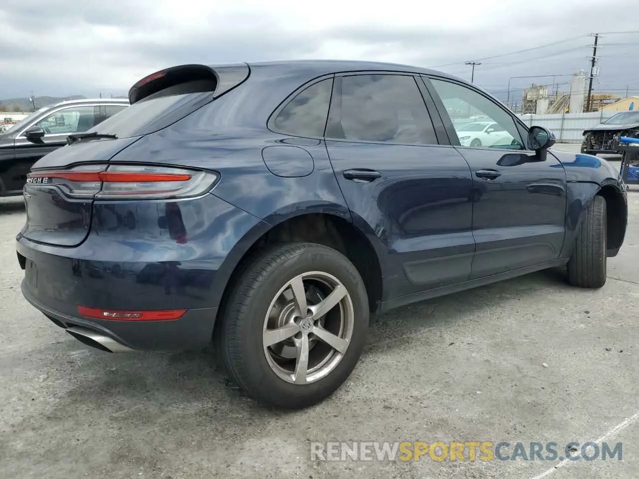 3 Photograph of a damaged car WP1AA2A57LLB13243 PORSCHE MACAN 2020