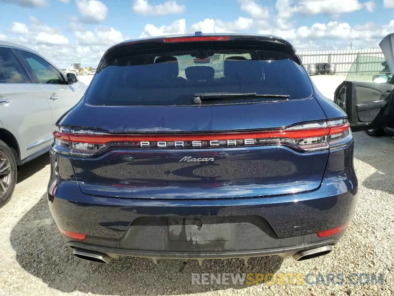 6 Photograph of a damaged car WP1AA2A57LLB15204 PORSCHE MACAN 2020