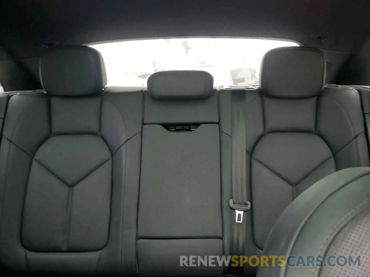 10 Photograph of a damaged car WP1AA2A58LLB15213 PORSCHE MACAN 2020