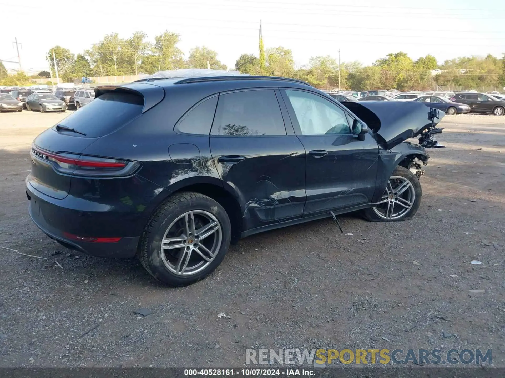 4 Photograph of a damaged car WP1AA2A59LLB01675 PORSCHE MACAN 2020