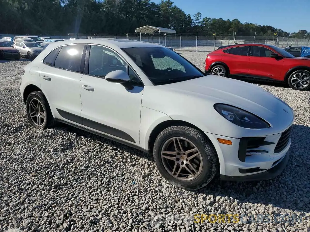 4 Photograph of a damaged car WP1AA2A59LLB10683 PORSCHE MACAN 2020