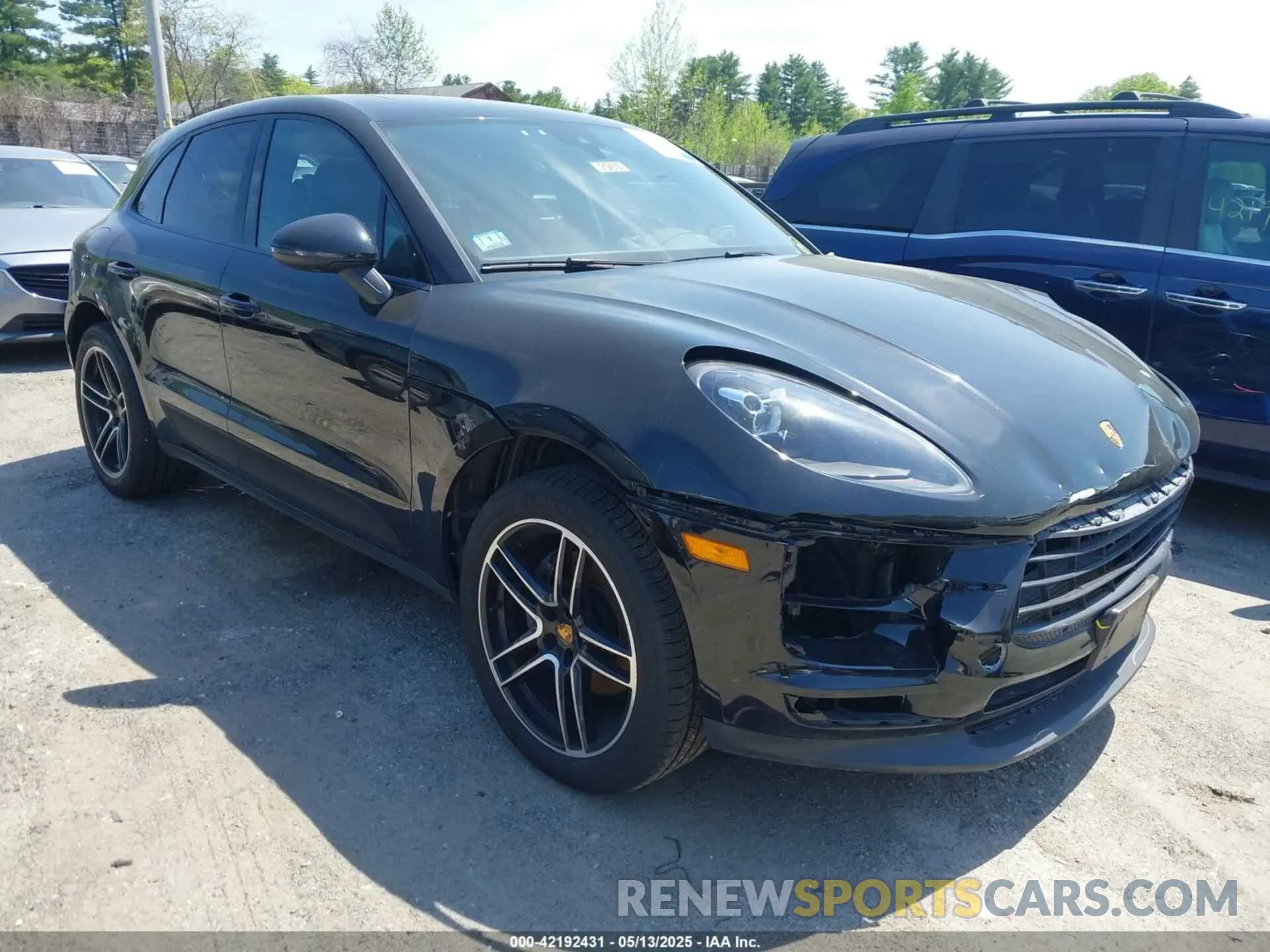 1 Photograph of a damaged car WP1AA2A59LLB11865 PORSCHE MACAN 2020