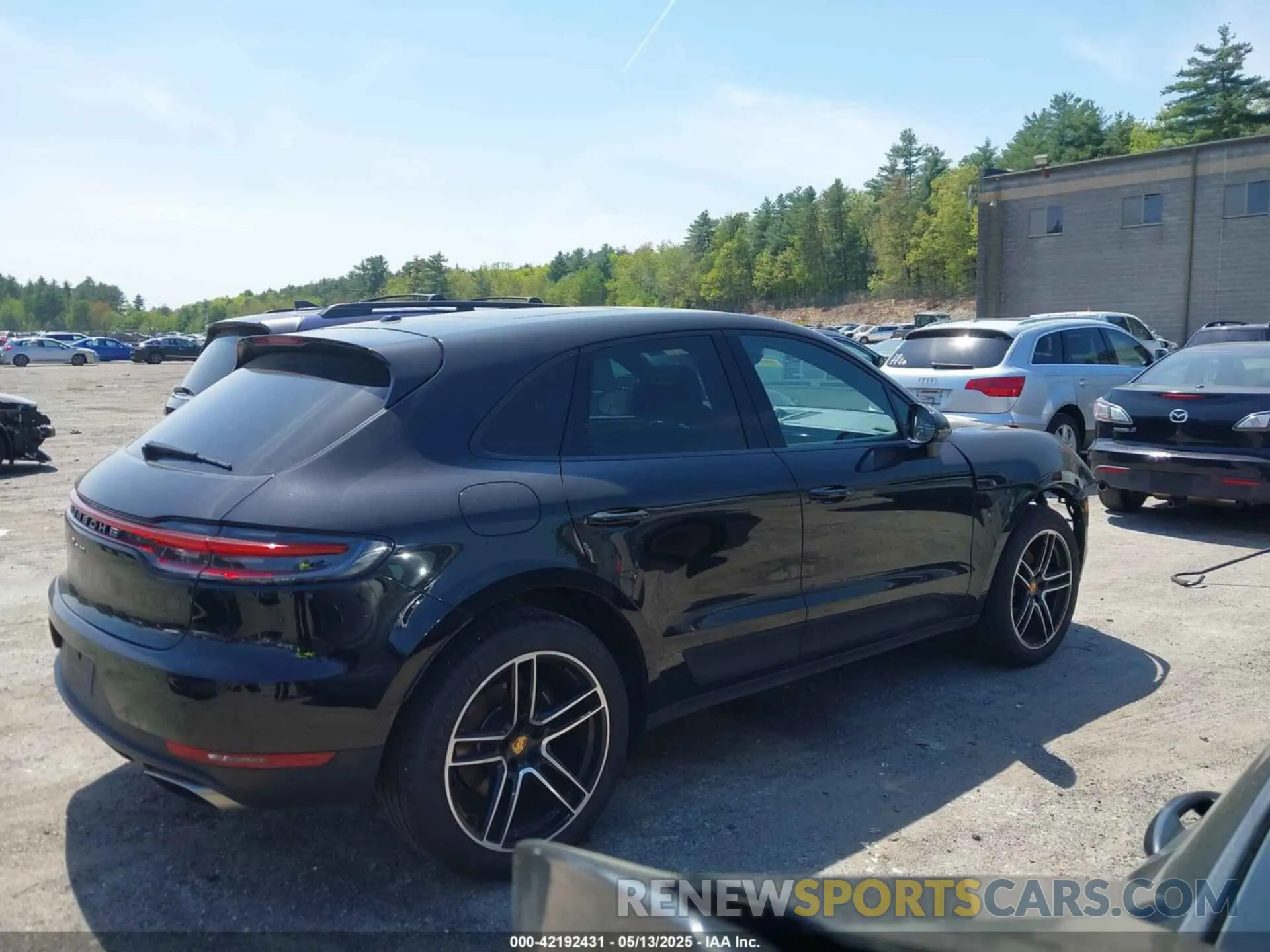 14 Photograph of a damaged car WP1AA2A59LLB11865 PORSCHE MACAN 2020