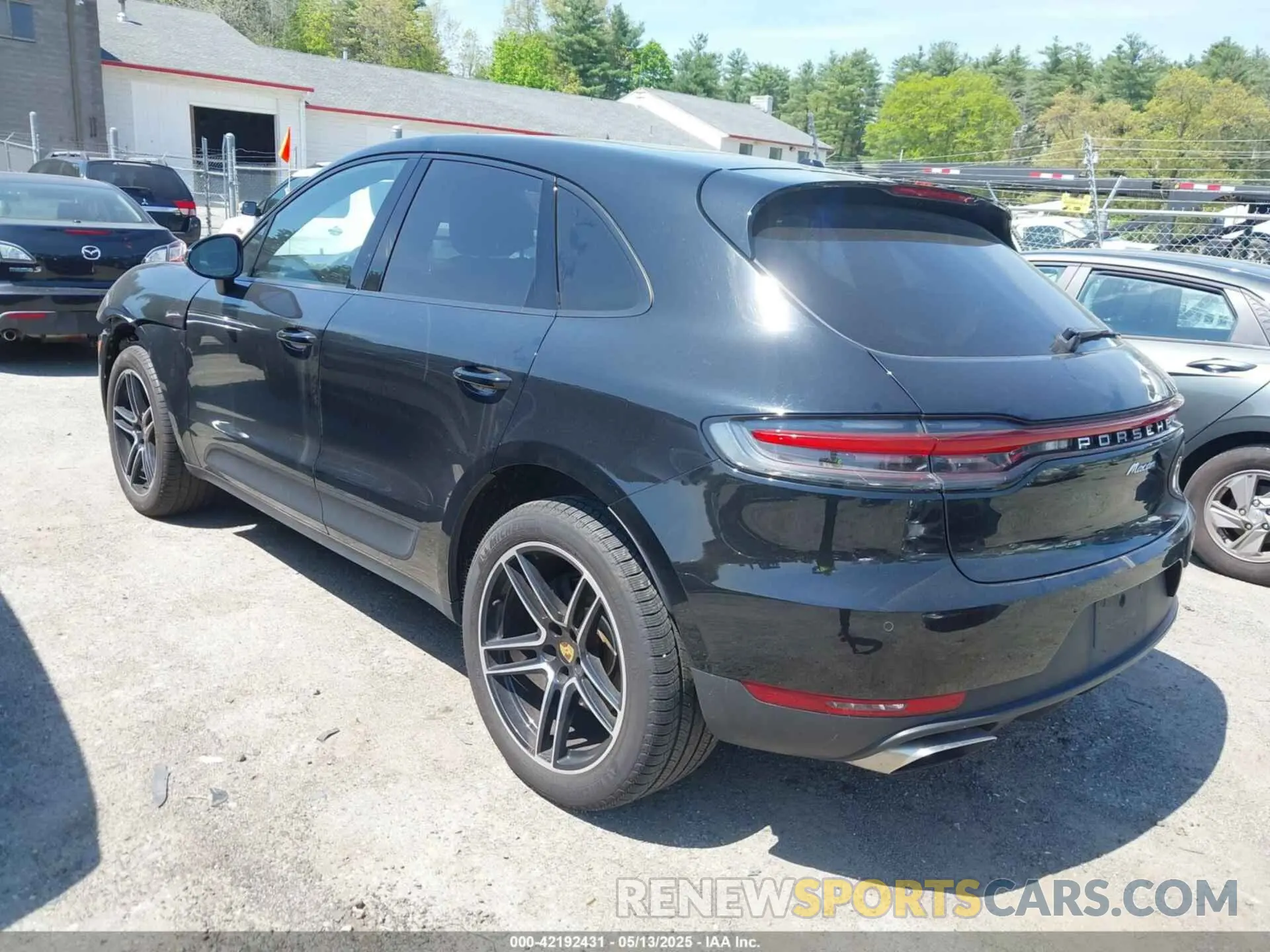 3 Photograph of a damaged car WP1AA2A59LLB11865 PORSCHE MACAN 2020