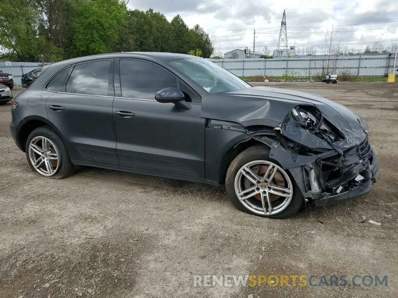 4 Photograph of a damaged car WP1AB2A57LLB30542 PORSCHE MACAN 2020