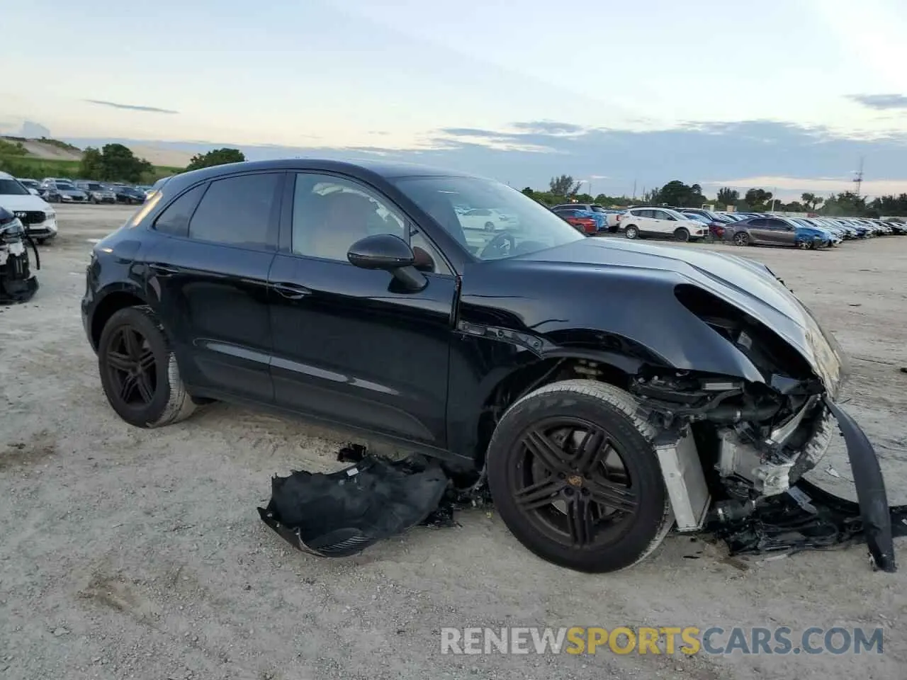 4 Photograph of a damaged car WP1AB2A58LLB30209 PORSCHE MACAN 2020
