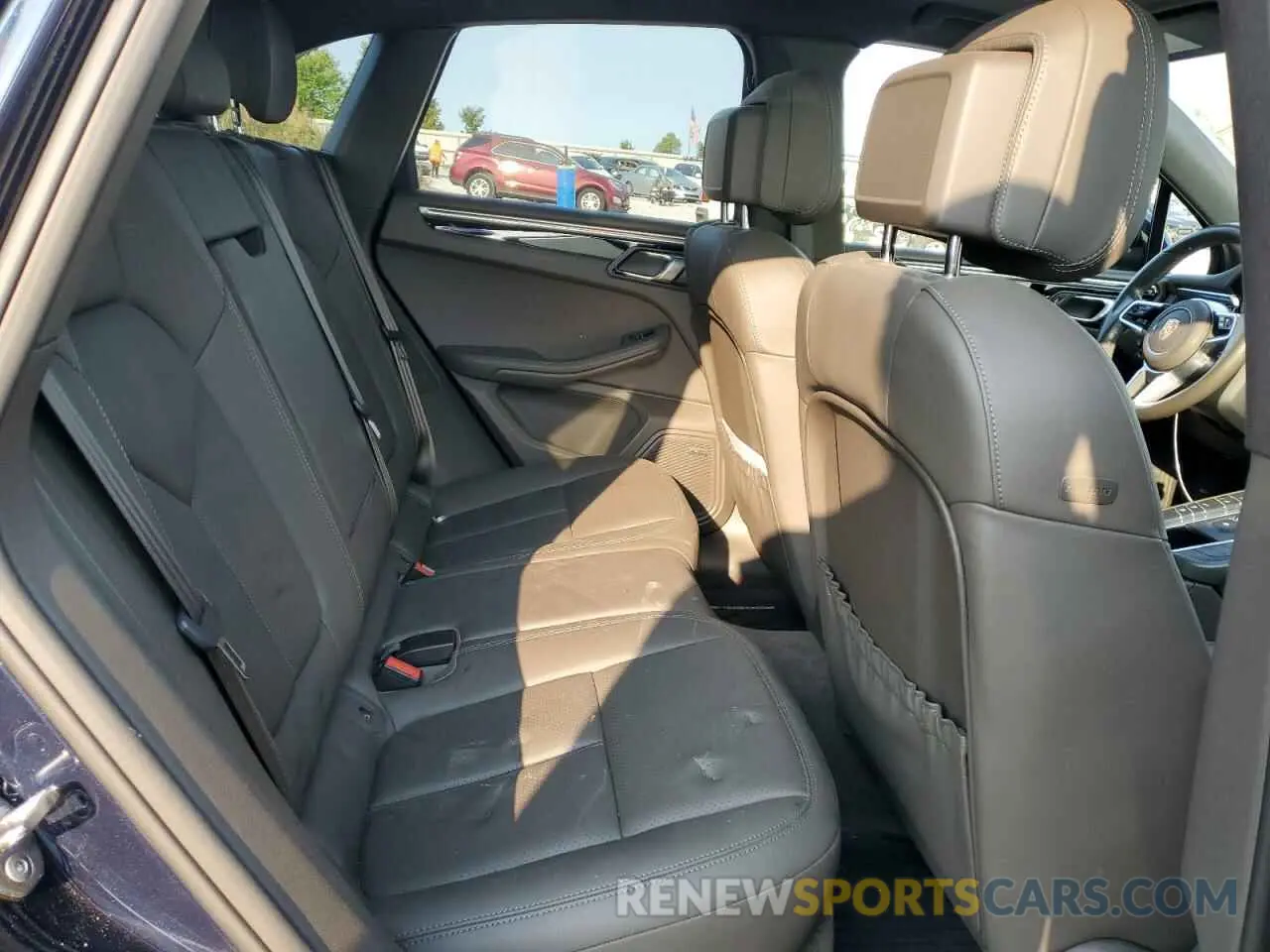 11 Photograph of a damaged car WP1AB2A58LLB34745 PORSCHE MACAN 2020