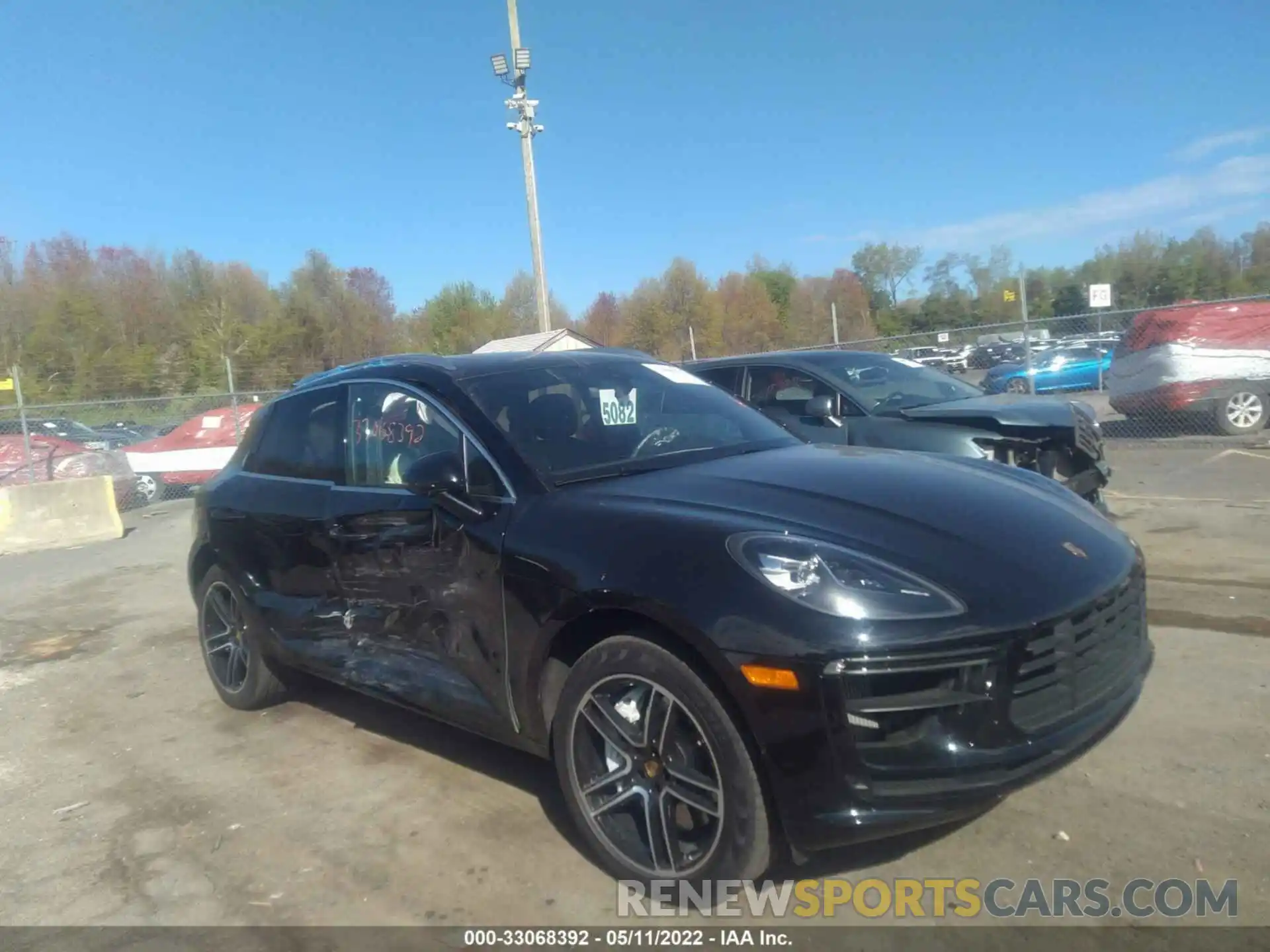 1 Photograph of a damaged car WP1AF2A54LLB60764 PORSCHE MACAN 2020