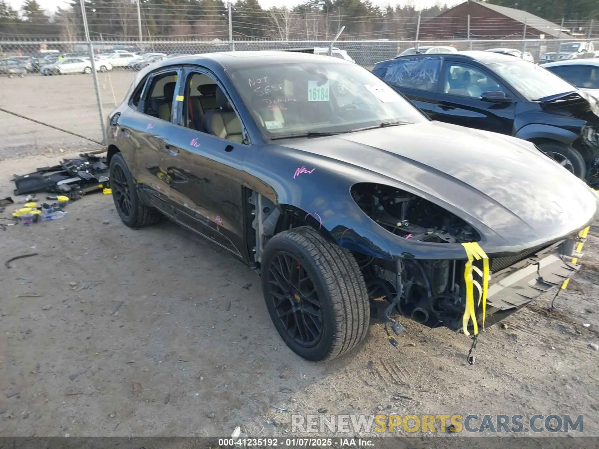 1 Photograph of a damaged car WP1AG2A53LLB55147 PORSCHE MACAN 2020