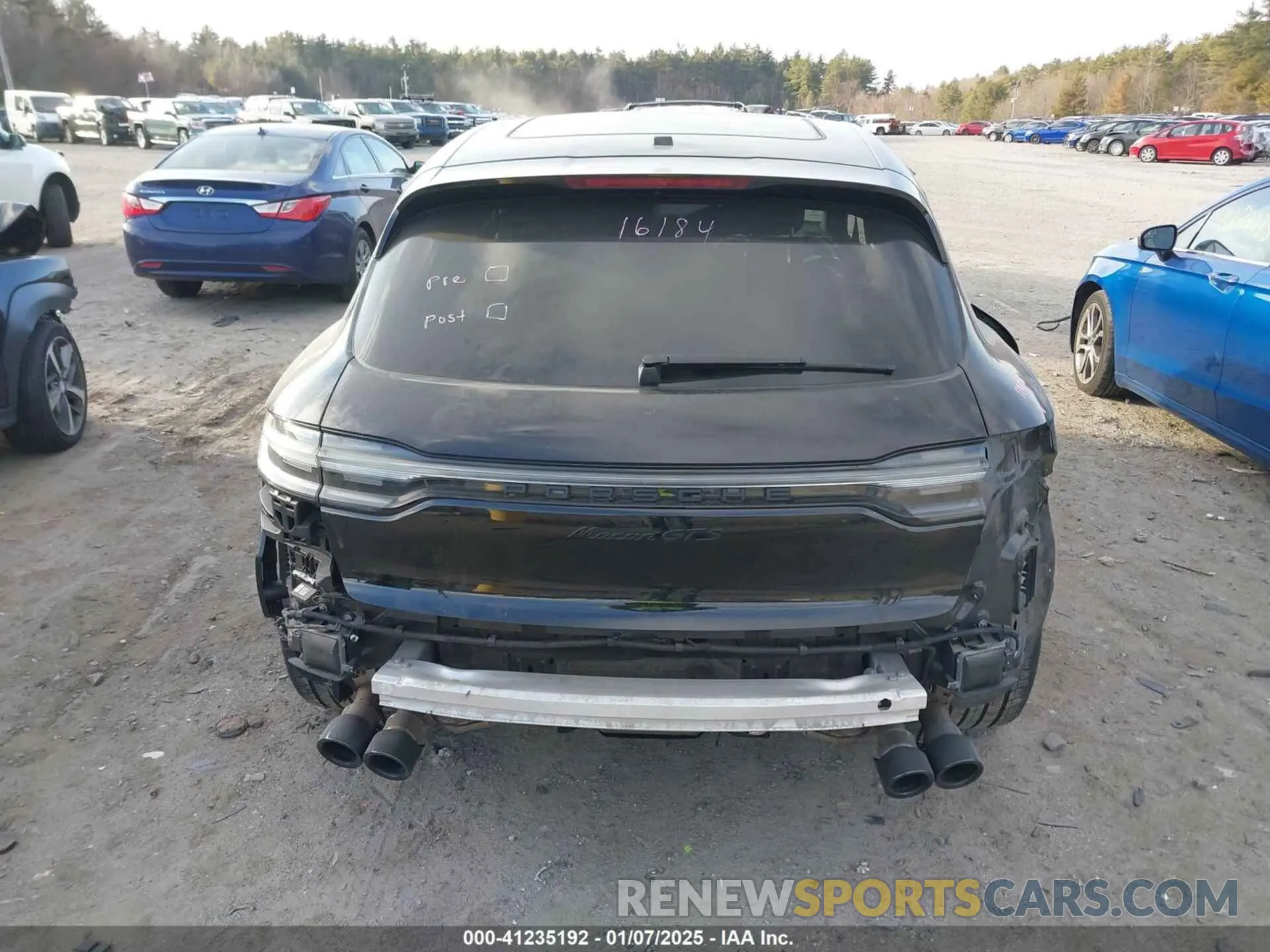 17 Photograph of a damaged car WP1AG2A53LLB55147 PORSCHE MACAN 2020