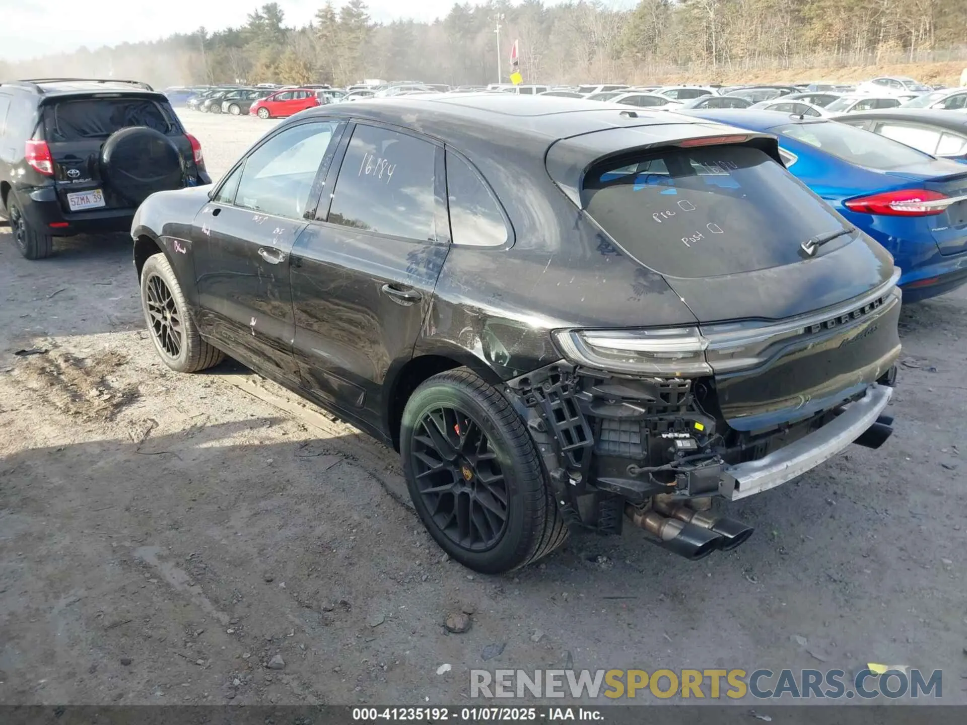 3 Photograph of a damaged car WP1AG2A53LLB55147 PORSCHE MACAN 2020