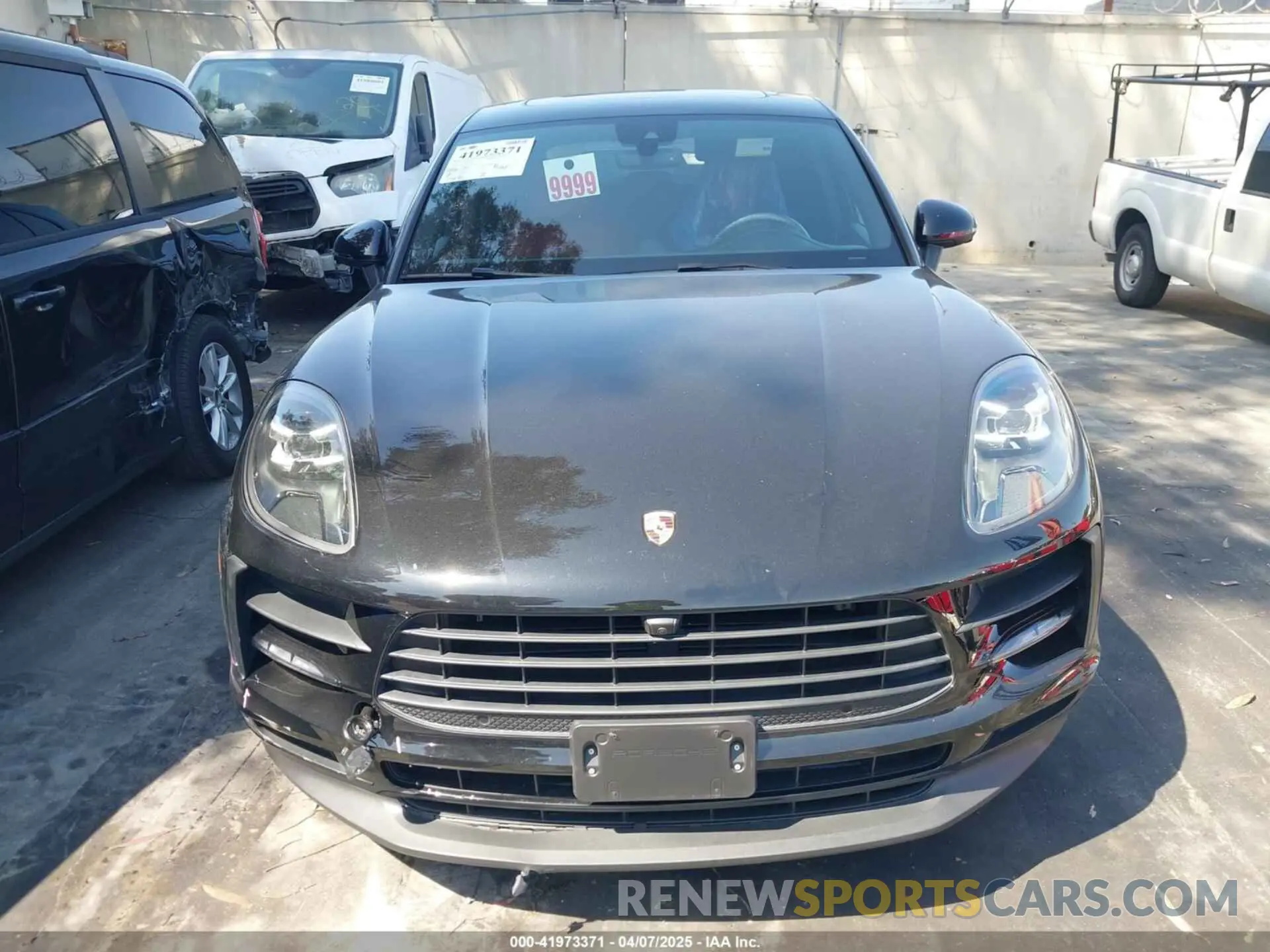 13 Photograph of a damaged car WP1AA2A50MLB02084 PORSCHE MACAN 2021