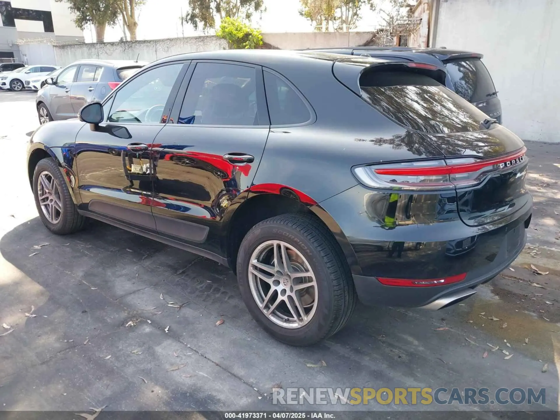 3 Photograph of a damaged car WP1AA2A50MLB02084 PORSCHE MACAN 2021