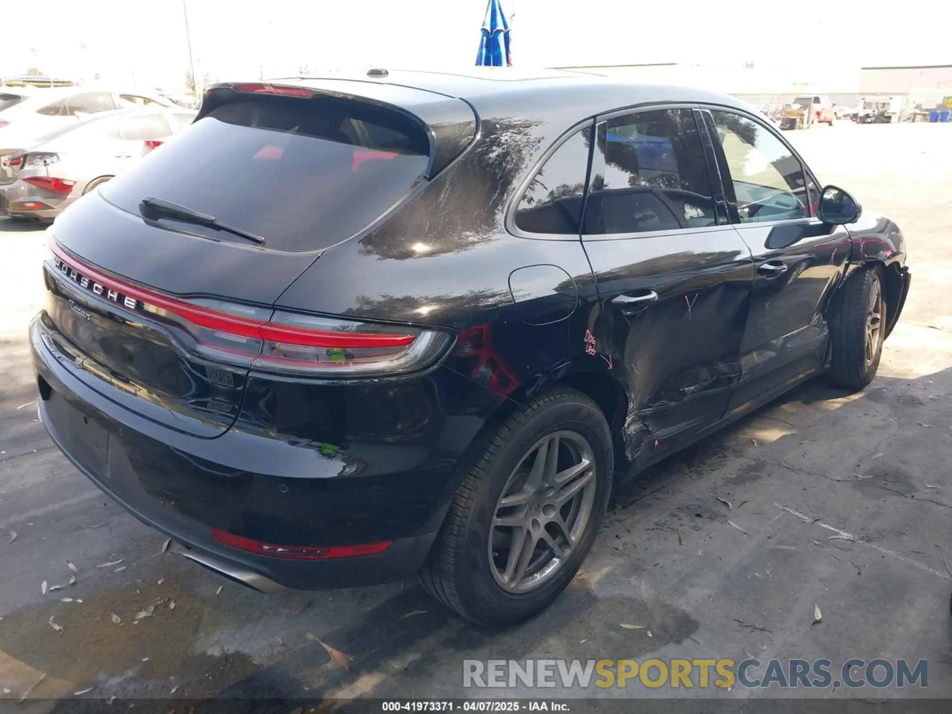 4 Photograph of a damaged car WP1AA2A50MLB02084 PORSCHE MACAN 2021