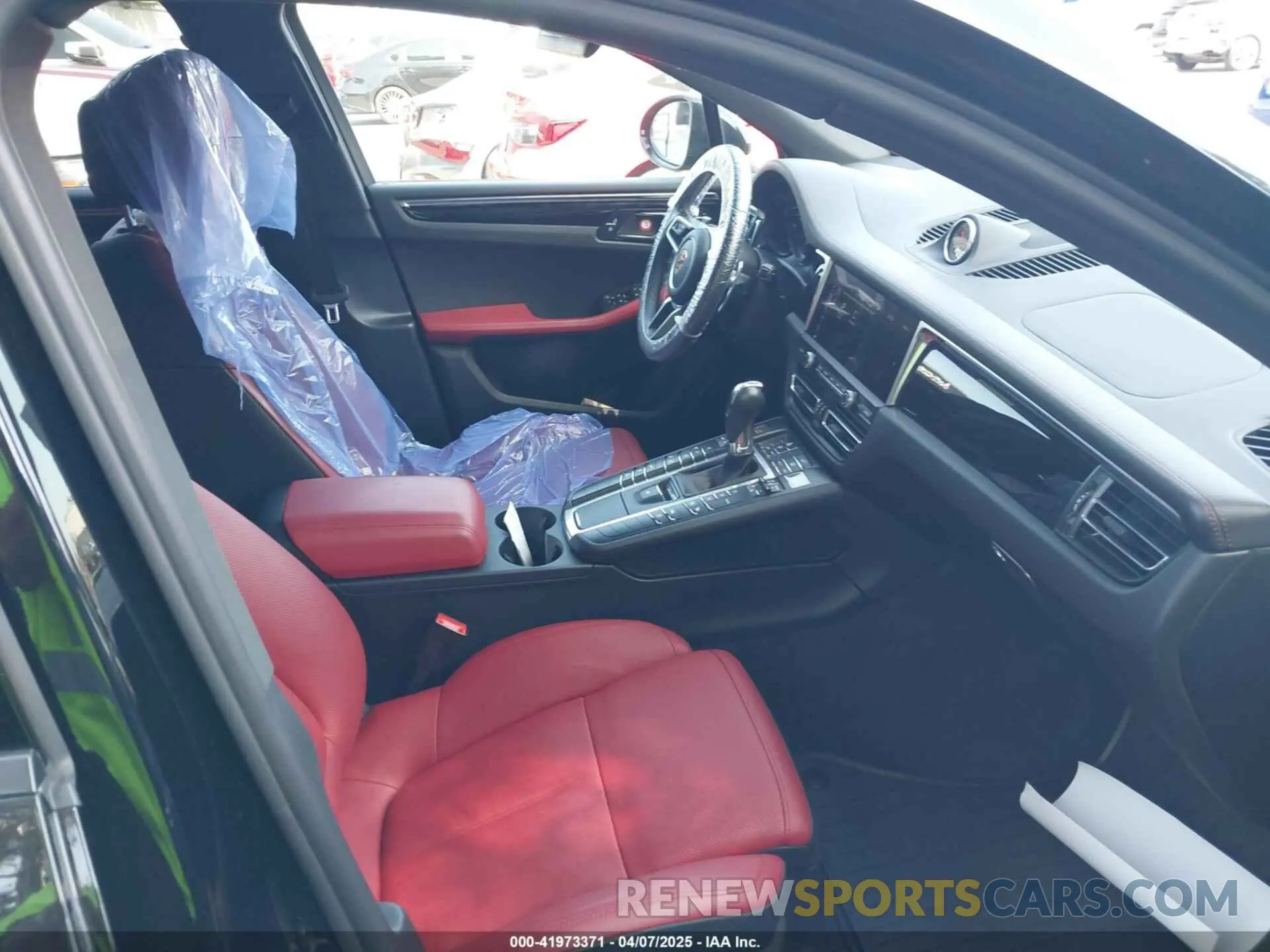 5 Photograph of a damaged car WP1AA2A50MLB02084 PORSCHE MACAN 2021