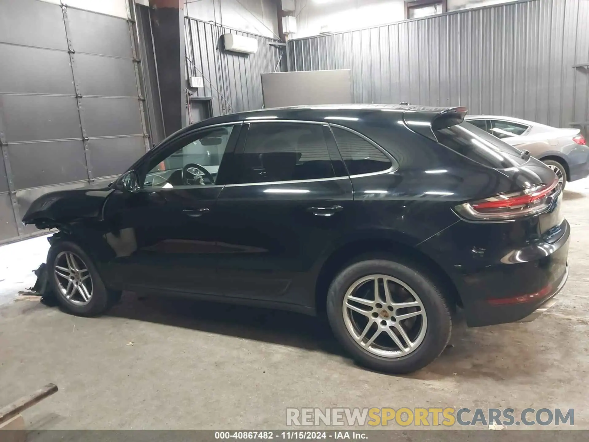 14 Photograph of a damaged car WP1AA2A50MLB06278 PORSCHE MACAN 2021