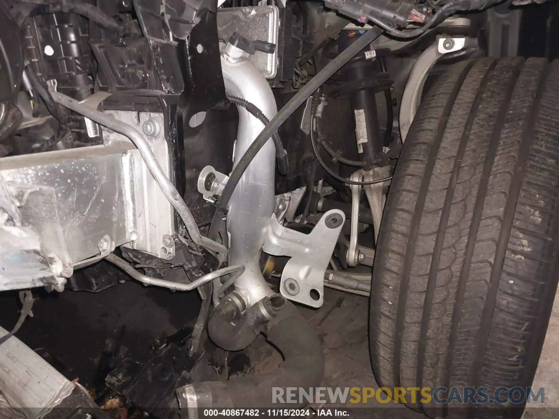 17 Photograph of a damaged car WP1AA2A50MLB06278 PORSCHE MACAN 2021