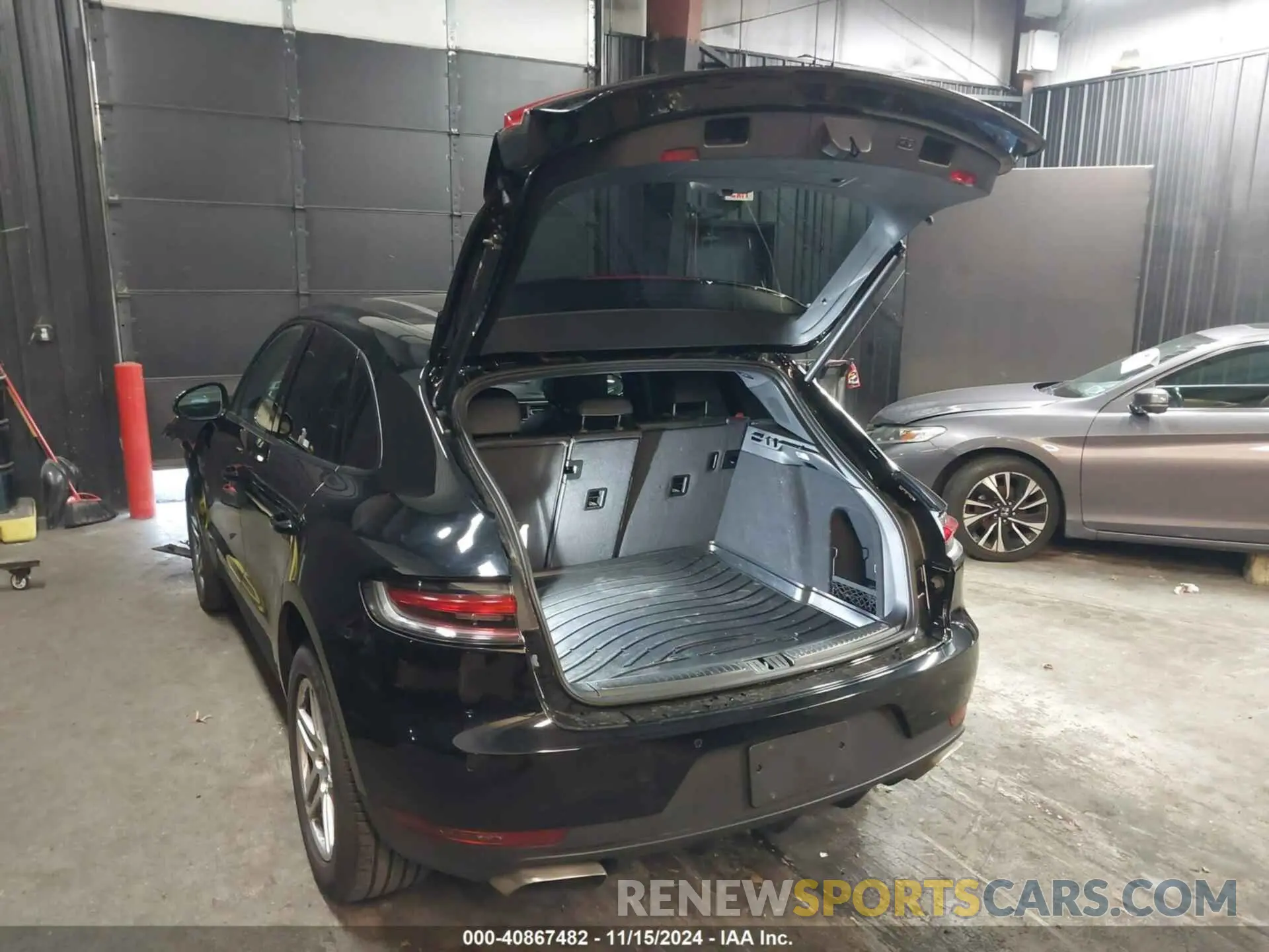3 Photograph of a damaged car WP1AA2A50MLB06278 PORSCHE MACAN 2021