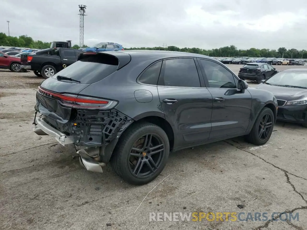 3 Photograph of a damaged car WP1AA2A50MLB16924 PORSCHE MACAN 2021