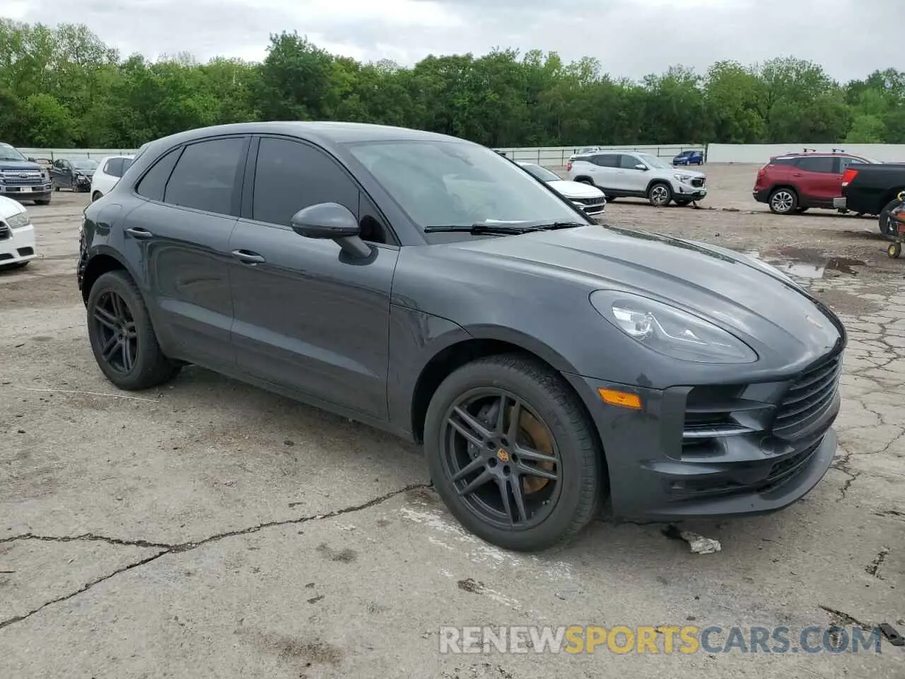 4 Photograph of a damaged car WP1AA2A50MLB16924 PORSCHE MACAN 2021