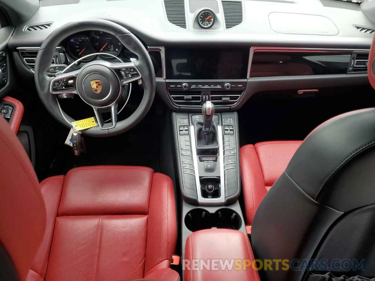 8 Photograph of a damaged car WP1AA2A50MLB16924 PORSCHE MACAN 2021