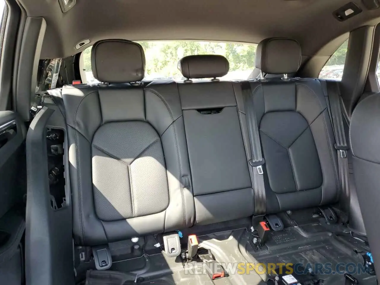 10 Photograph of a damaged car WP1AA2A51MLB09948 PORSCHE MACAN 2021