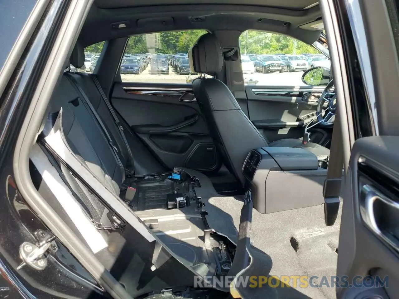 11 Photograph of a damaged car WP1AA2A51MLB09948 PORSCHE MACAN 2021