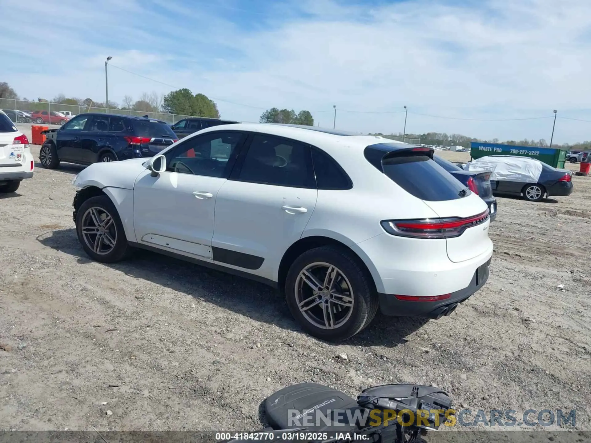 3 Photograph of a damaged car WP1AA2A51MLB12543 PORSCHE MACAN 2021