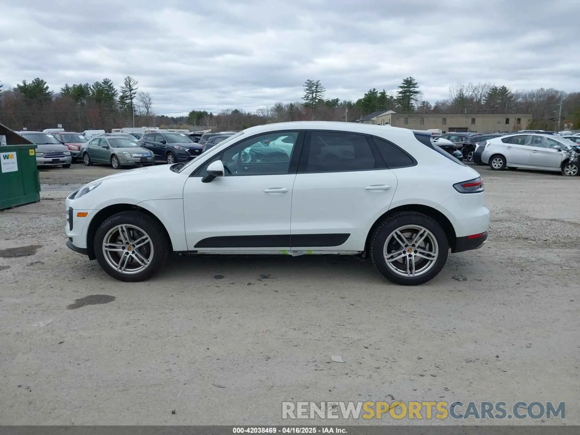 15 Photograph of a damaged car WP1AA2A53MLB00846 PORSCHE MACAN 2021
