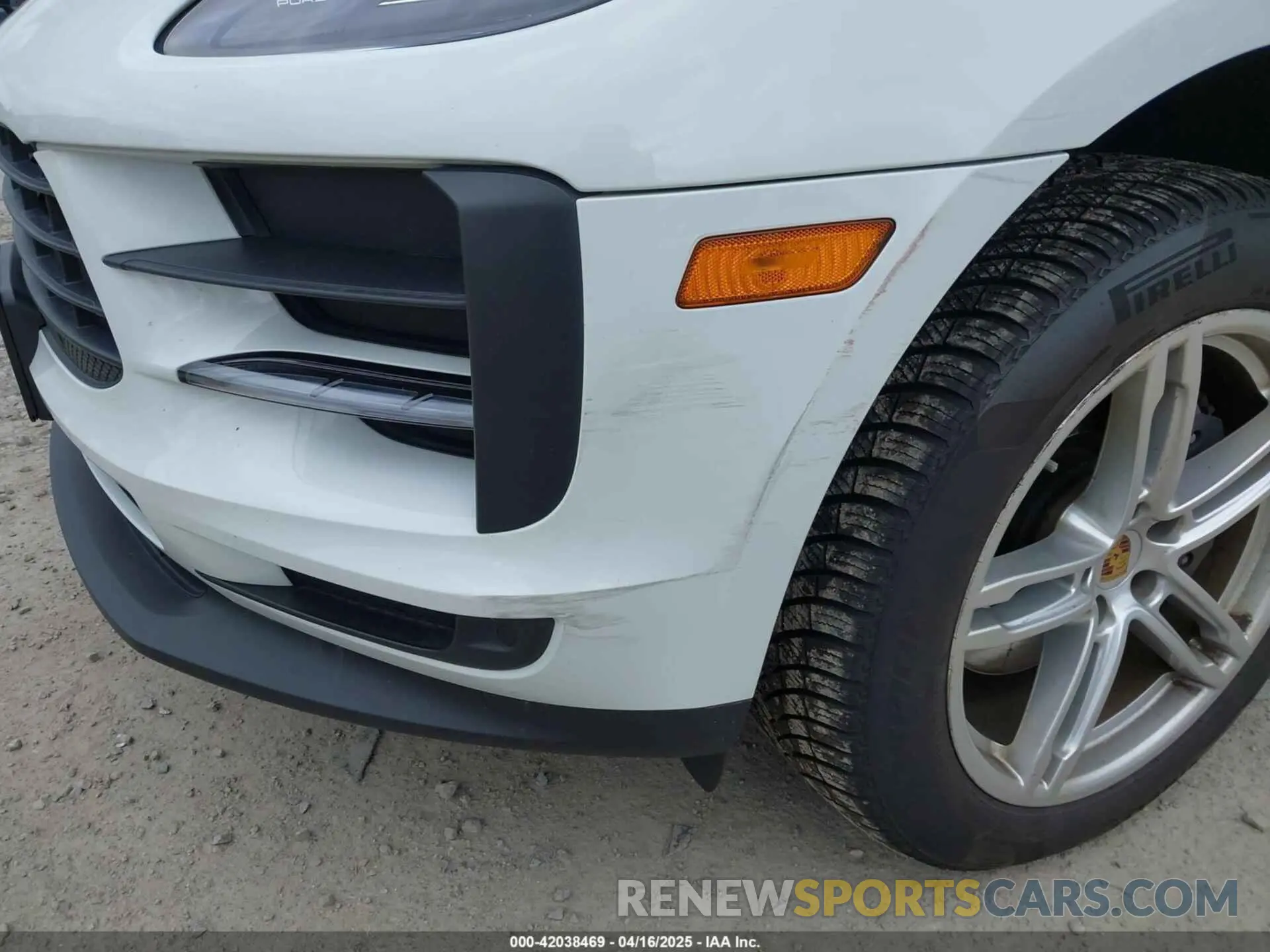 6 Photograph of a damaged car WP1AA2A53MLB00846 PORSCHE MACAN 2021