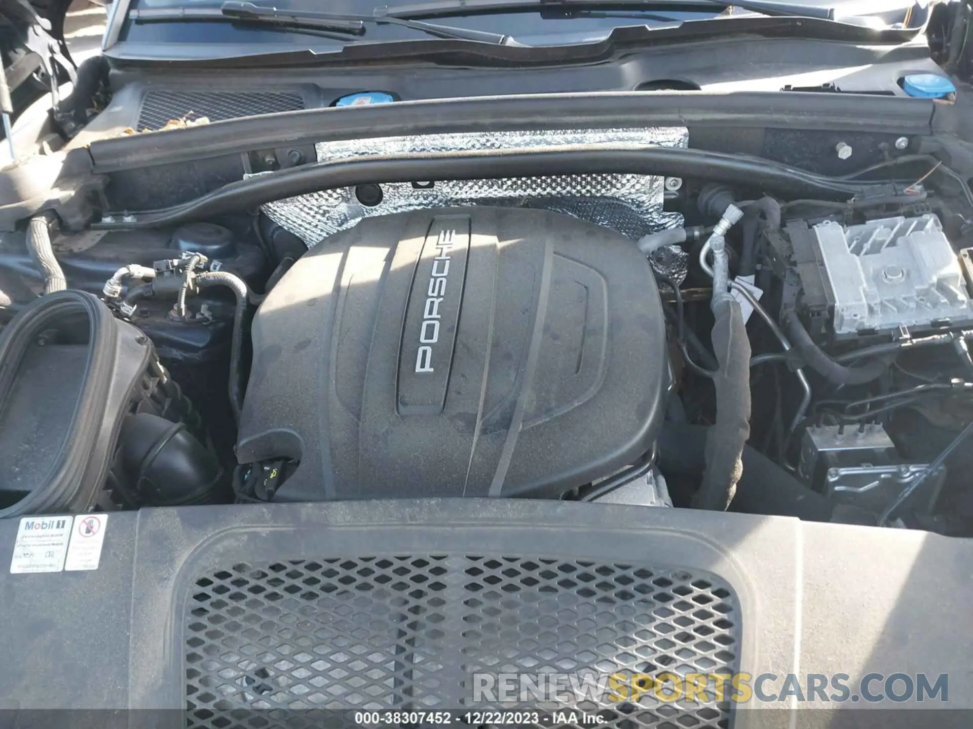 10 Photograph of a damaged car WP1AA2A53MLB02208 PORSCHE MACAN 2021