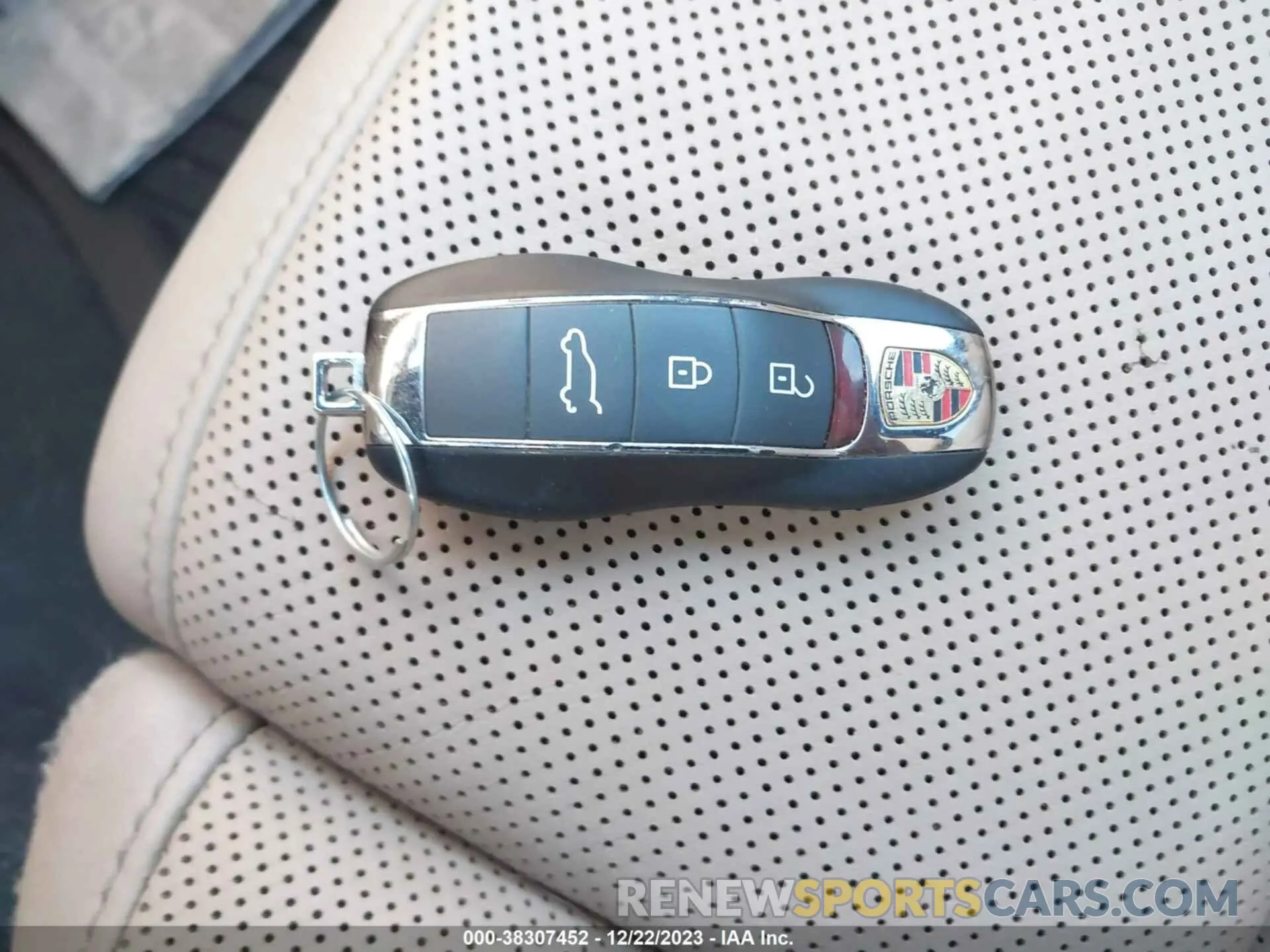 11 Photograph of a damaged car WP1AA2A53MLB02208 PORSCHE MACAN 2021